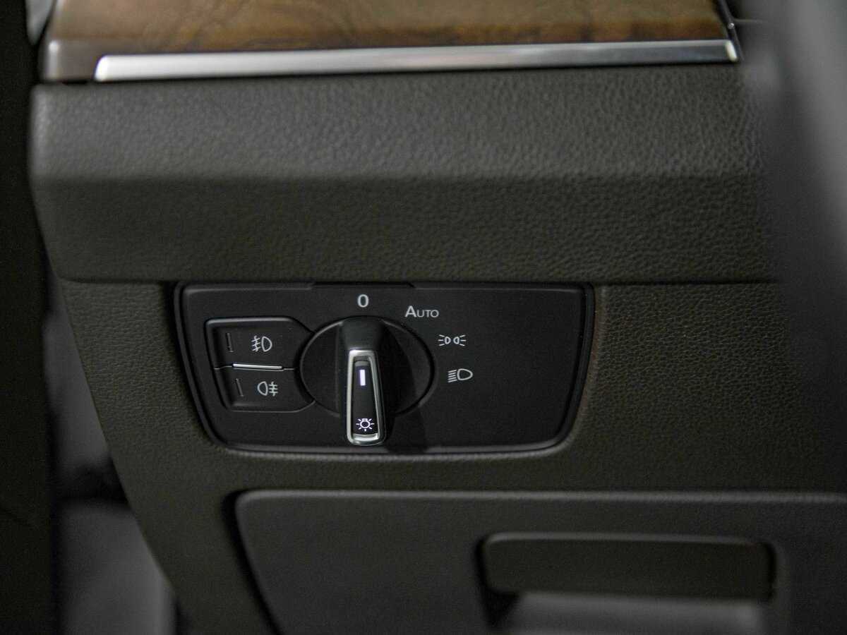 Volkswagen Passat с пробегом — 2016 год. Фото: #12