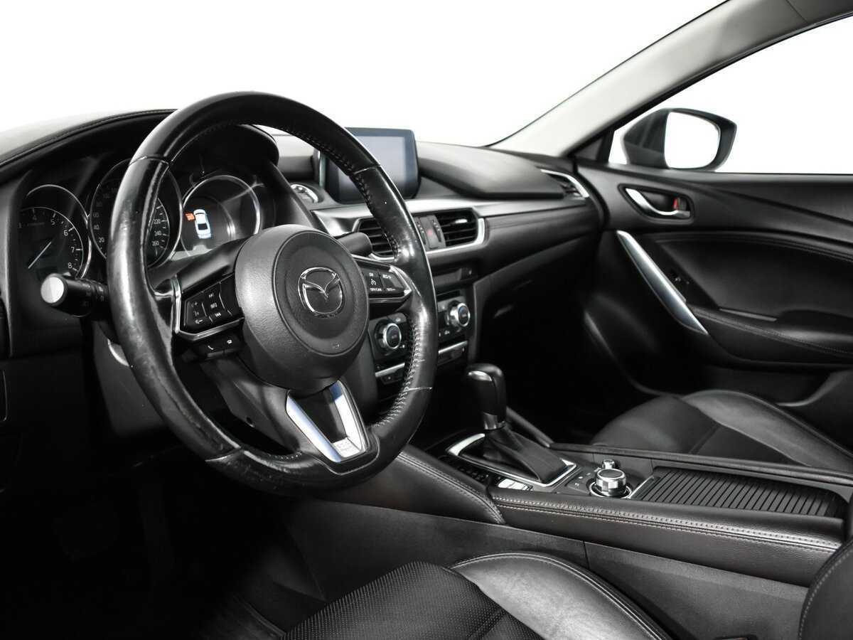 Mazda 6 с пробегом — 2017 год. Фото: #12