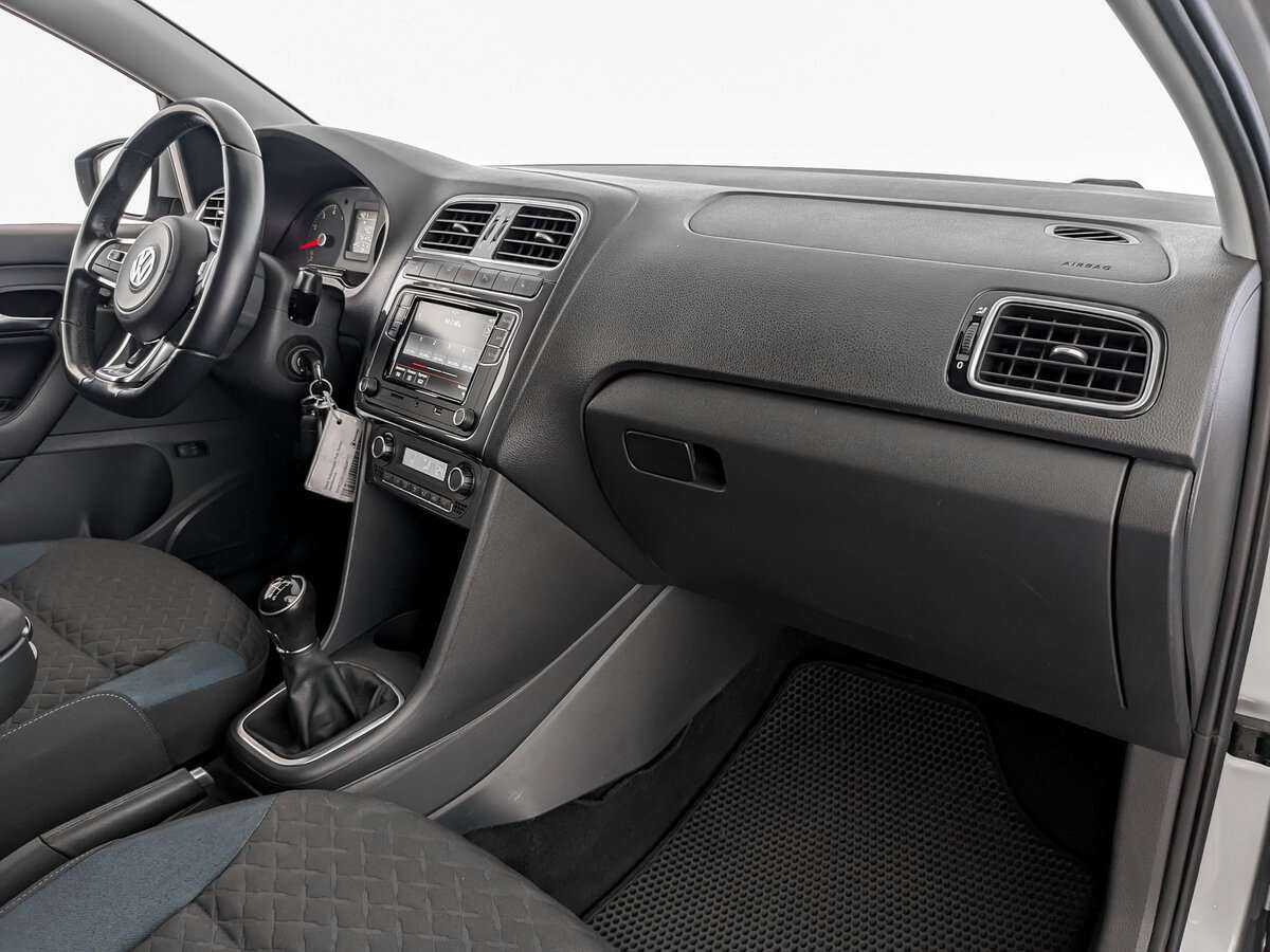 Volkswagen Polo с пробегом — 2019 год. Фото: #10