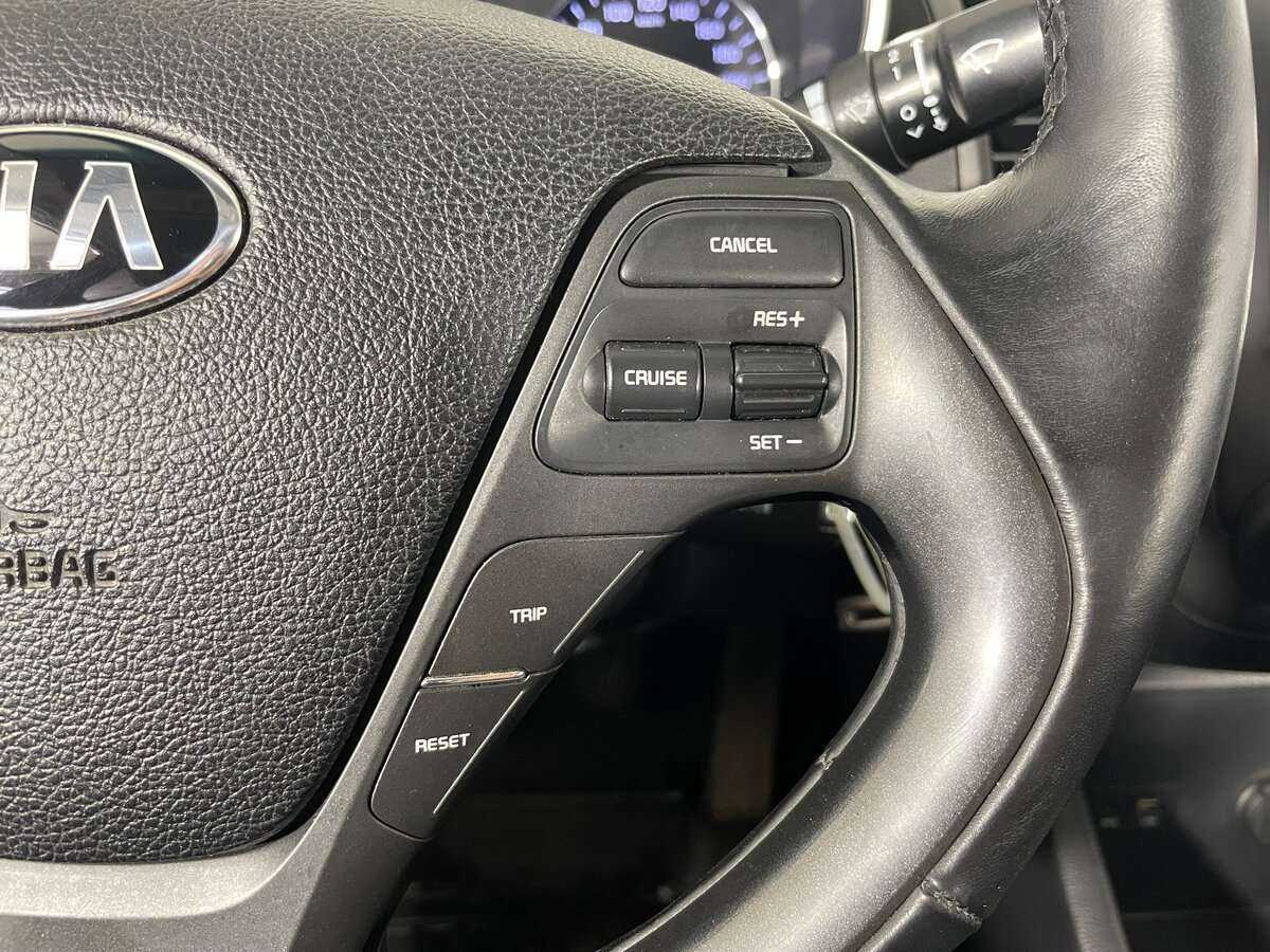 Kia Cerato с пробегом — 2015 год. Фото: #14