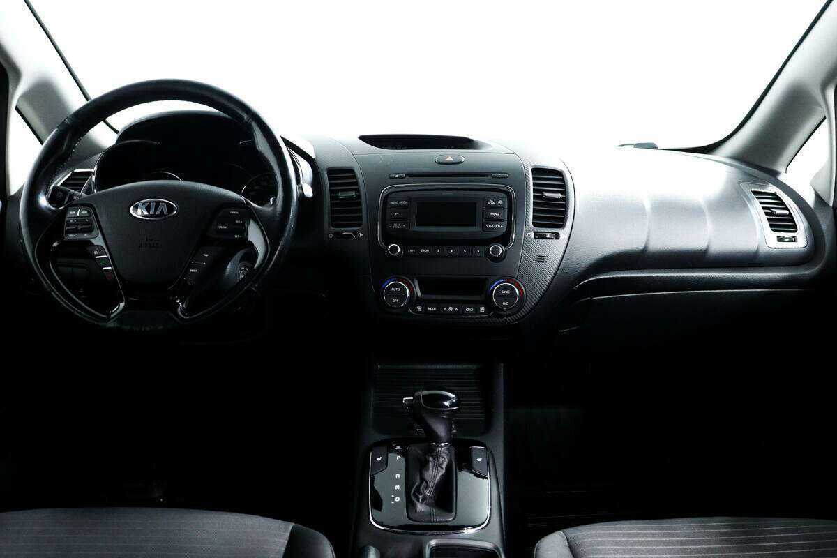 Kia Cerato с пробегом — 2018 год. Фото: #9