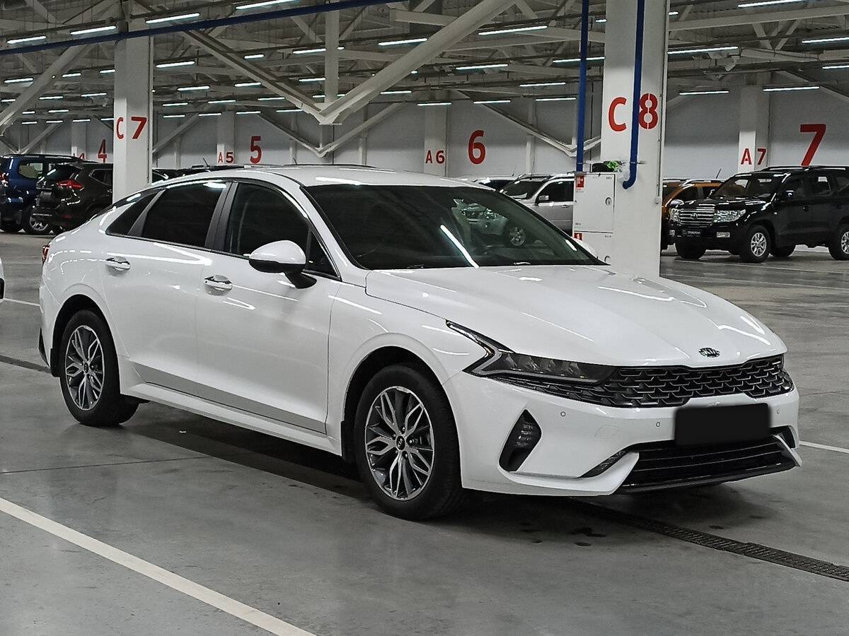 Kia K5 с пробегом — 2021 год. Фото: #2