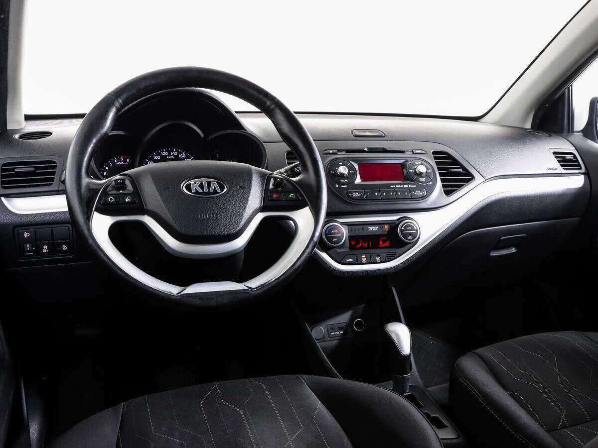 Kia Picanto с пробегом — 2013 год. Фото: #10