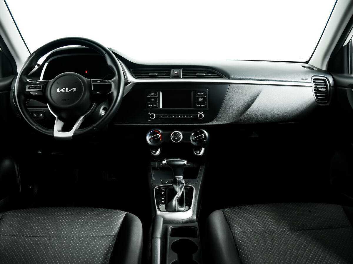Kia Rio с пробегом — 2021 год. Фото: #10