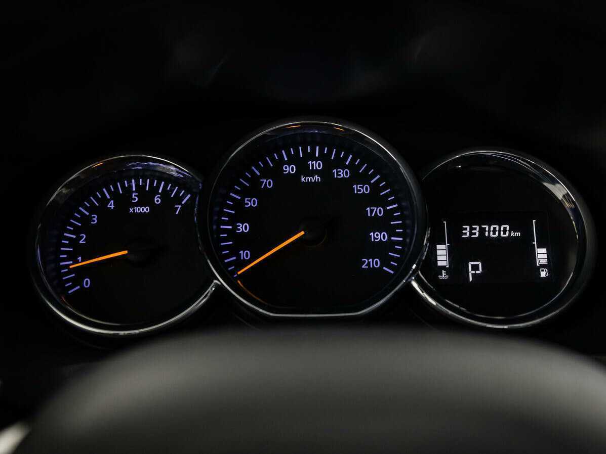 Renault Logan с пробегом — 2019 год. Фото: #11