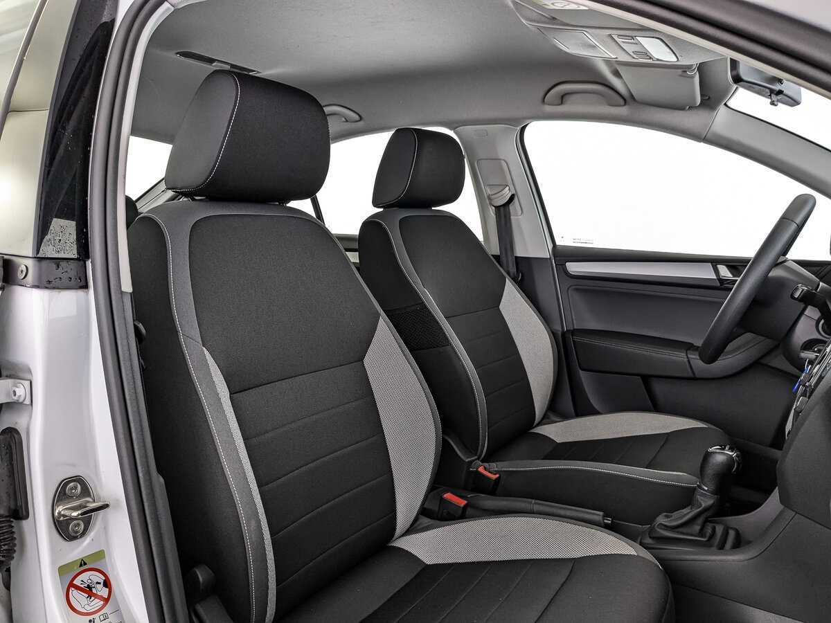 Skoda Rapid с пробегом — 2019 год. Фото: #19