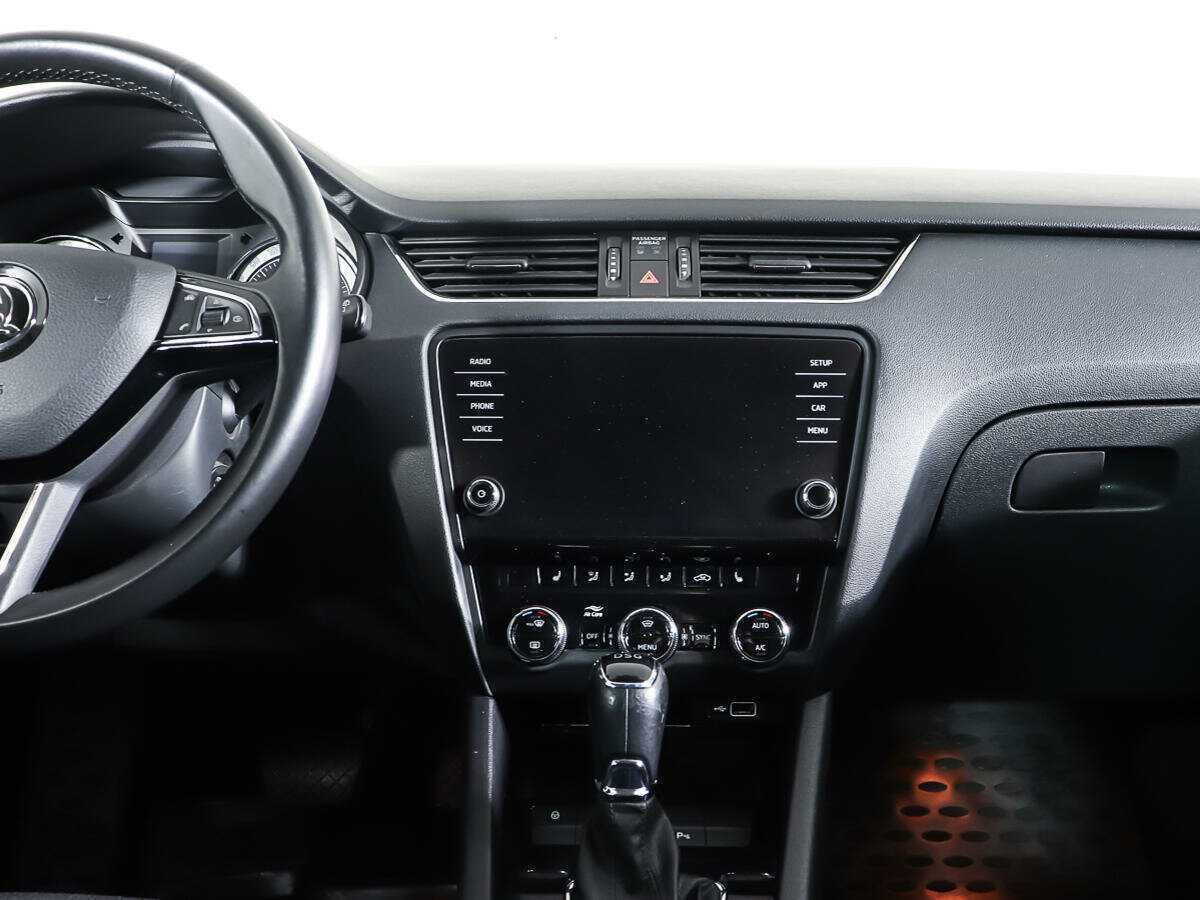 Skoda Octavia с пробегом — 2018 год. Фото: #11