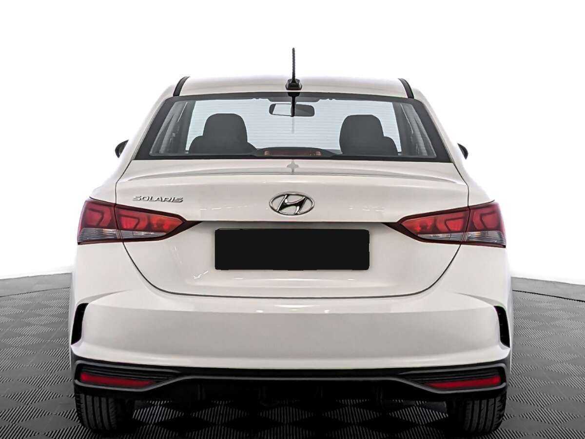 Hyundai Solaris с пробегом — 2022 год. Фото: #5