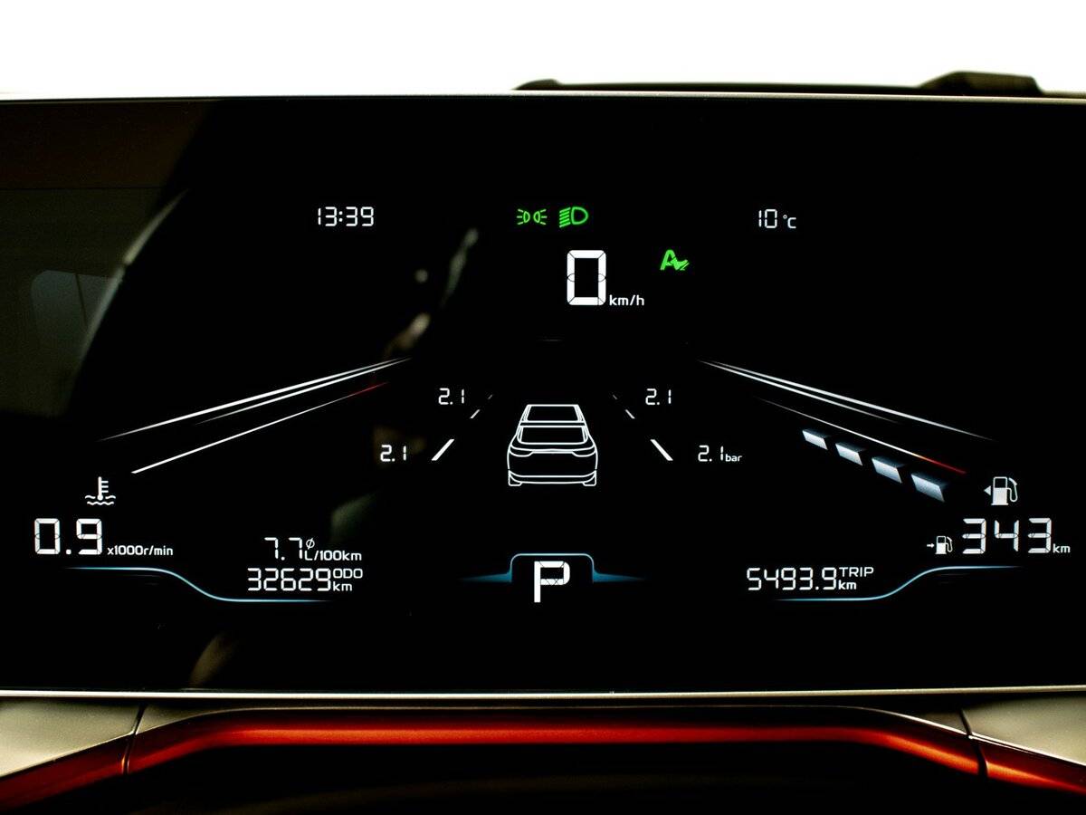 Geely Coolray с пробегом — 2023 год. Фото: #10