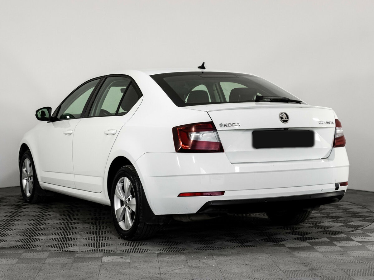 Skoda Octavia с пробегом — 2017 год. Фото: #5