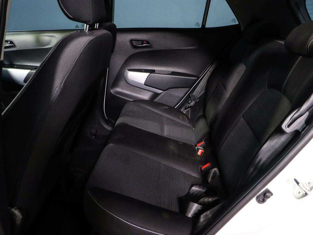 Kia Picanto с пробегом — 2023 год. Фото: #9