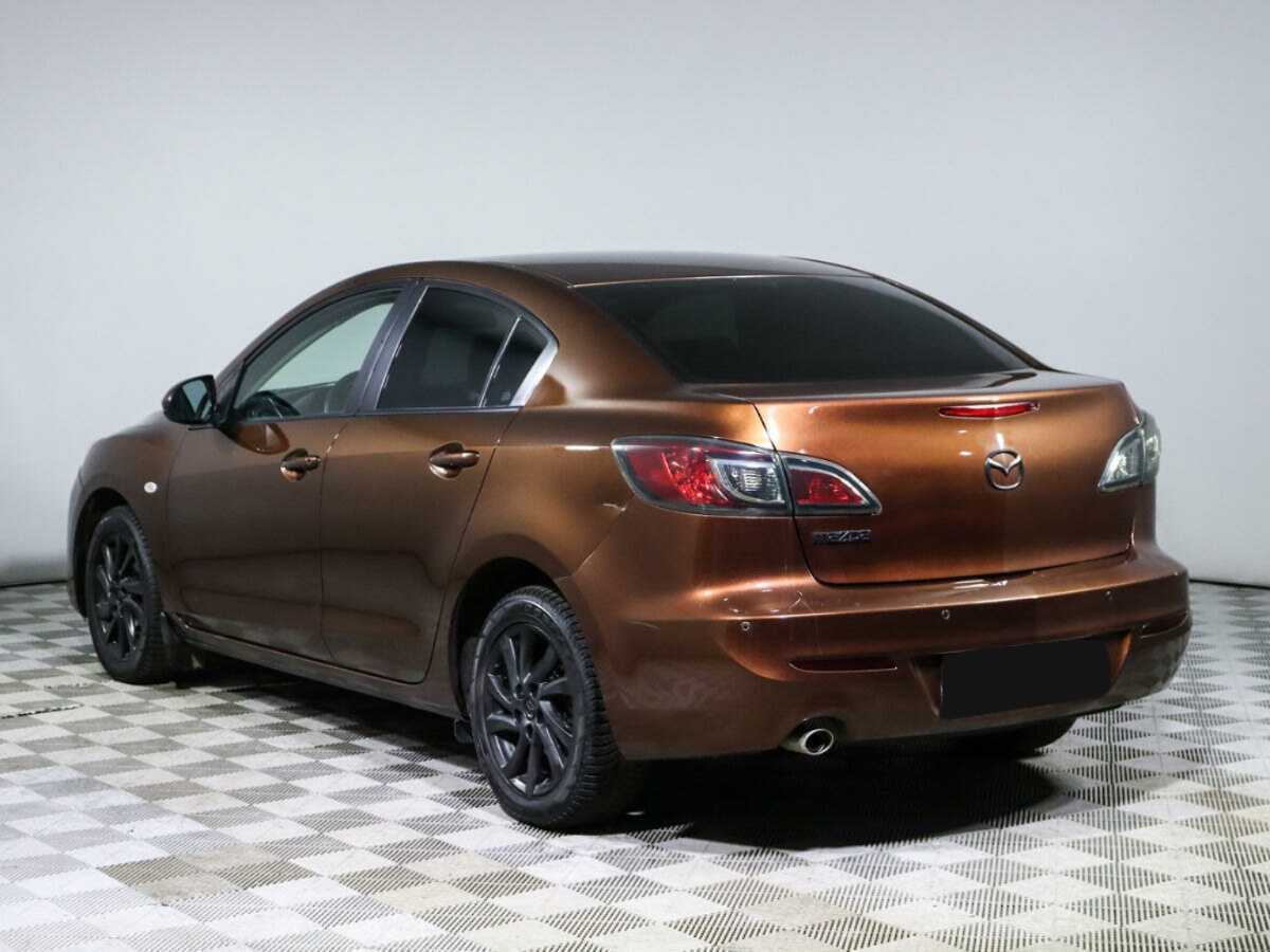 Mazda 3 с пробегом — 2012 год. Фото: #5