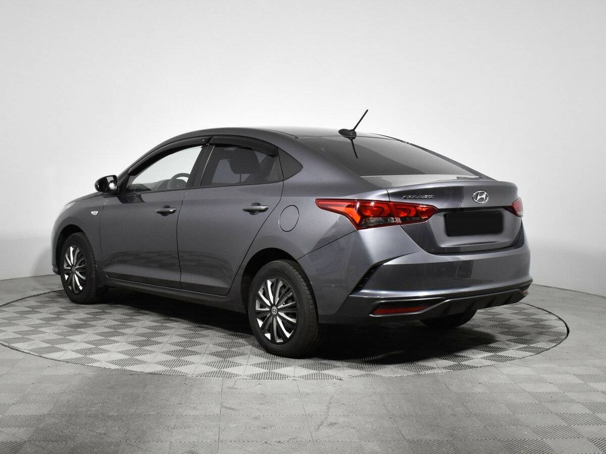 Hyundai Solaris с пробегом — 2021 год. Фото: #6