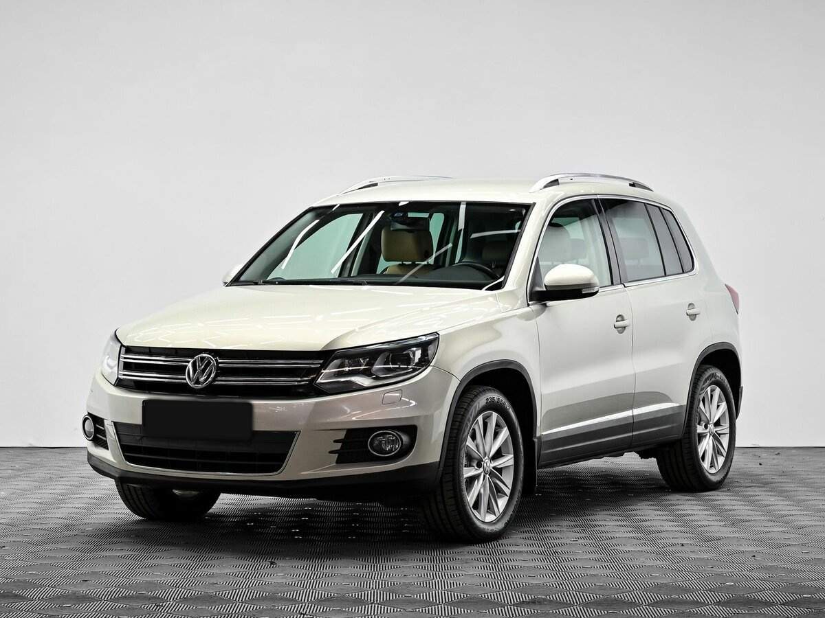 Volkswagen Tiguan с пробегом — 2012 год. Фото: #0