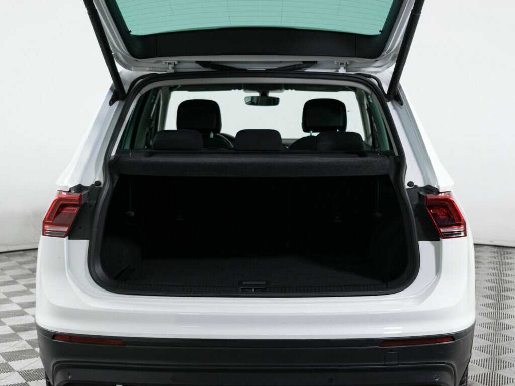 Volkswagen Tiguan с пробегом — 2018 год. Фото: #6