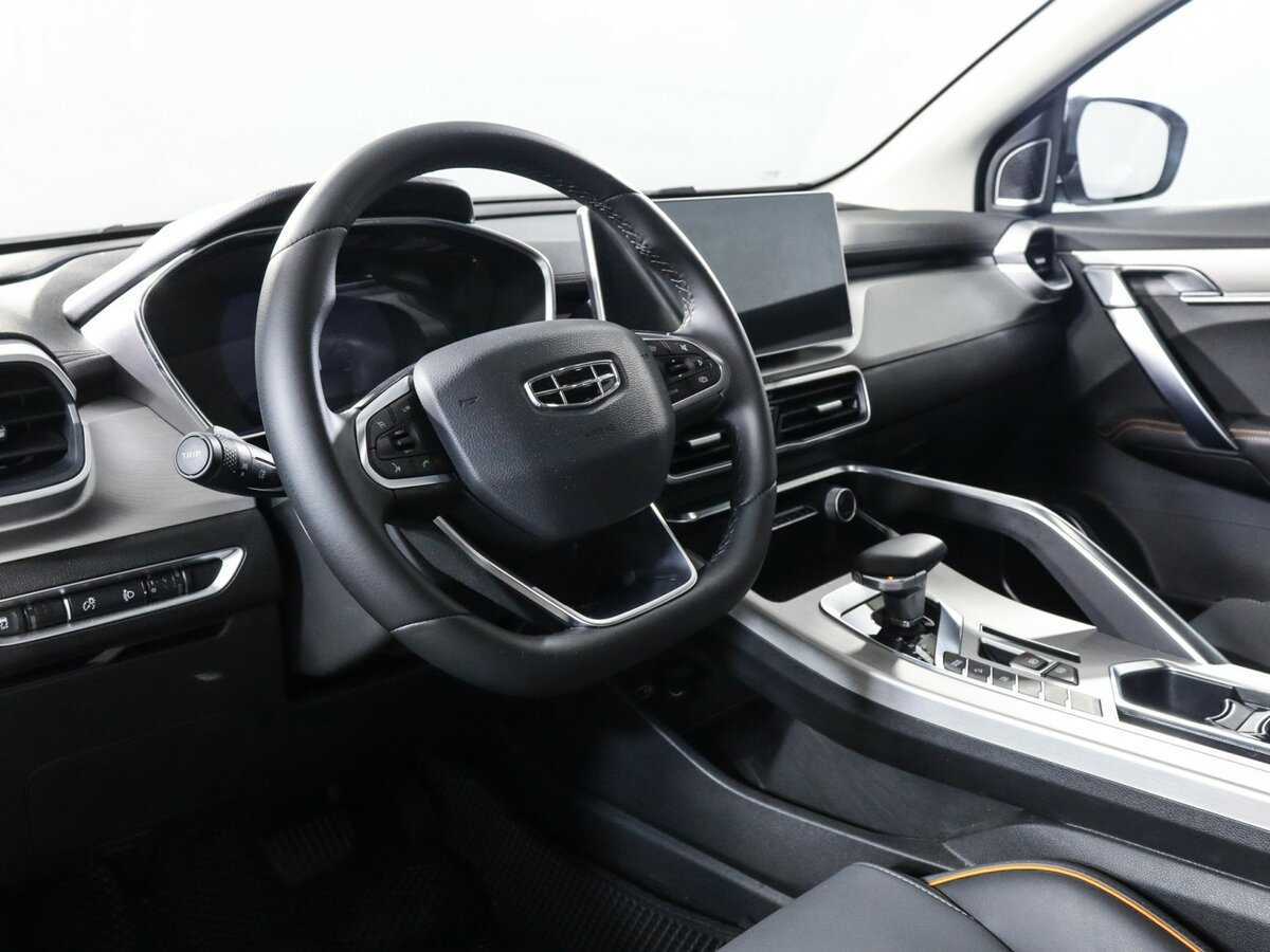 Geely Coolray с пробегом — 2023 год. Фото: #10