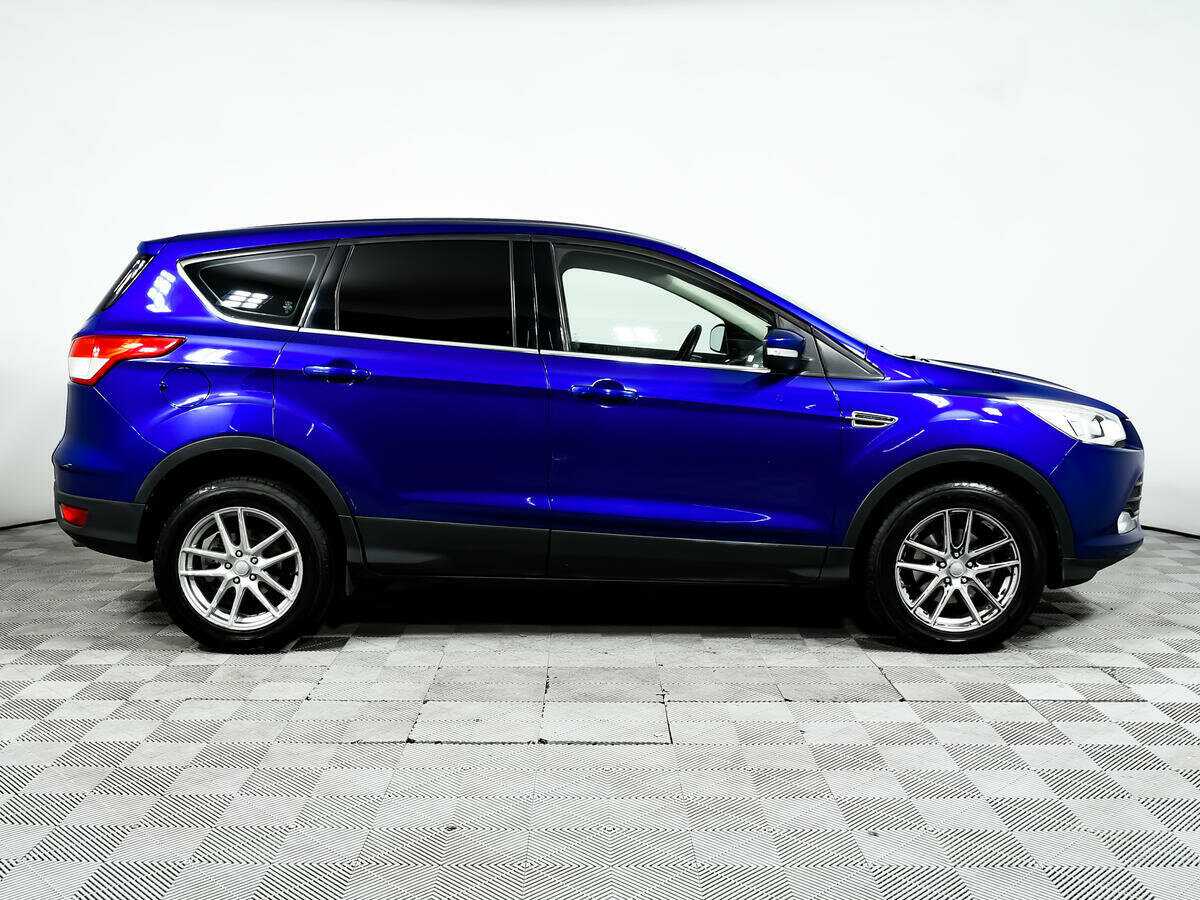Ford Kuga с пробегом — 2016 год. Фото: #3
