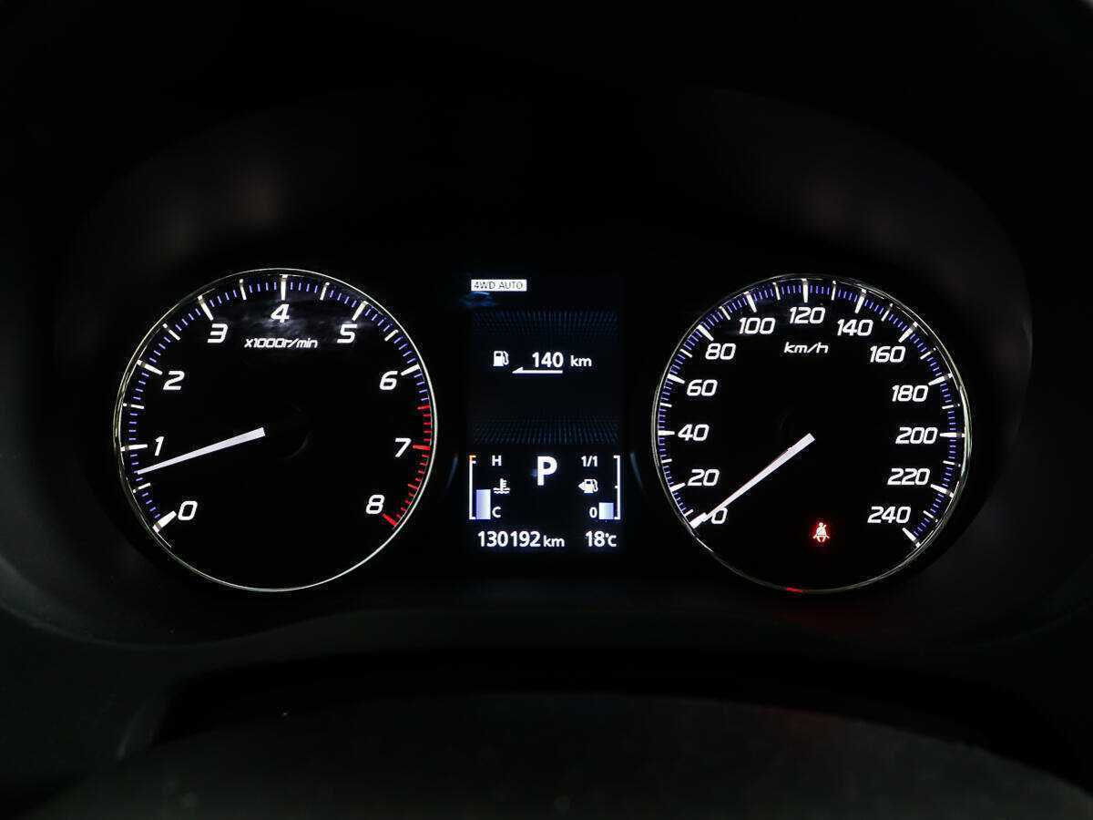 Mitsubishi Outlander с пробегом — 2016 год. Фото: #13