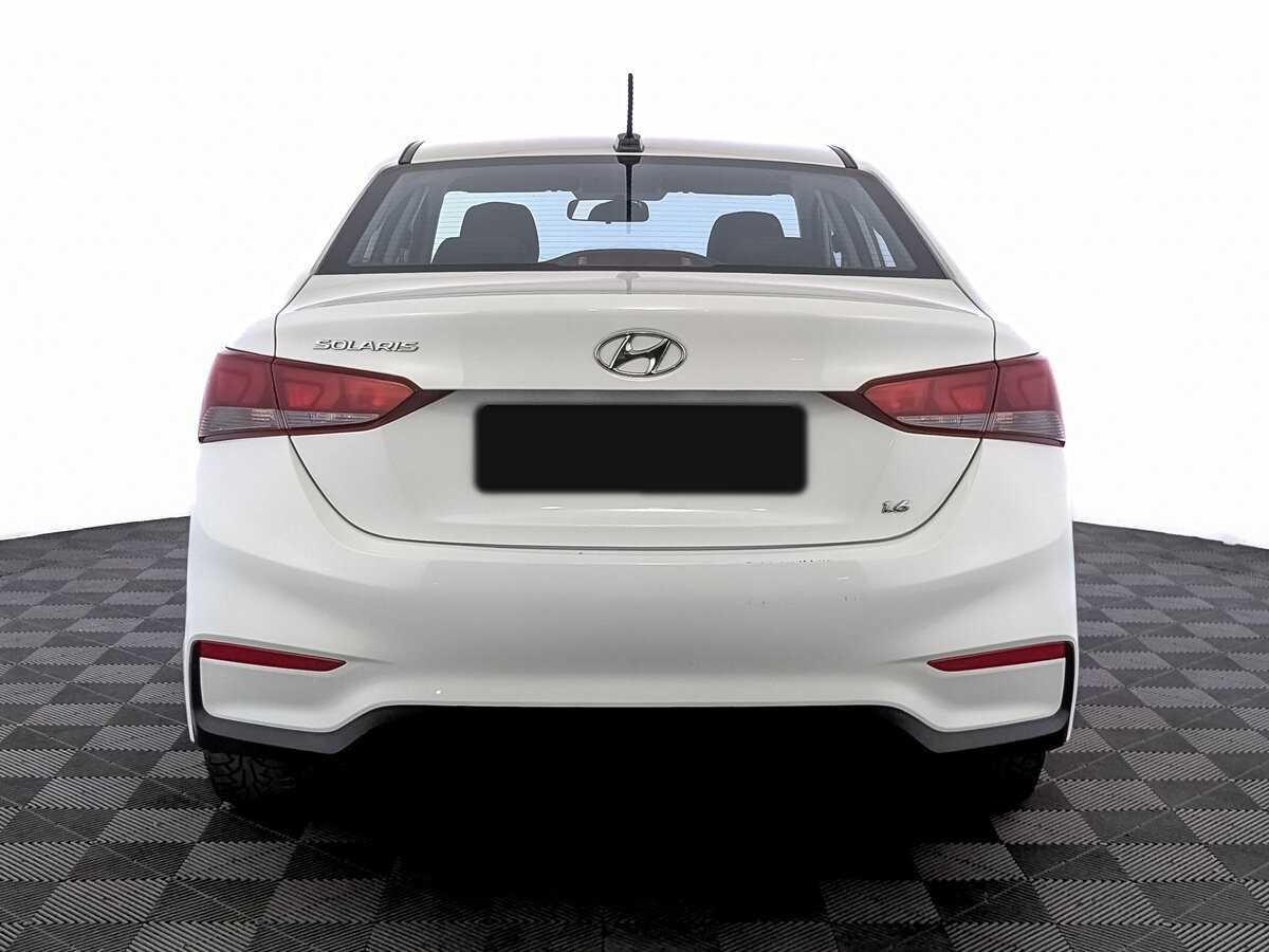 Hyundai Solaris с пробегом — 2017 год. Фото: #5
