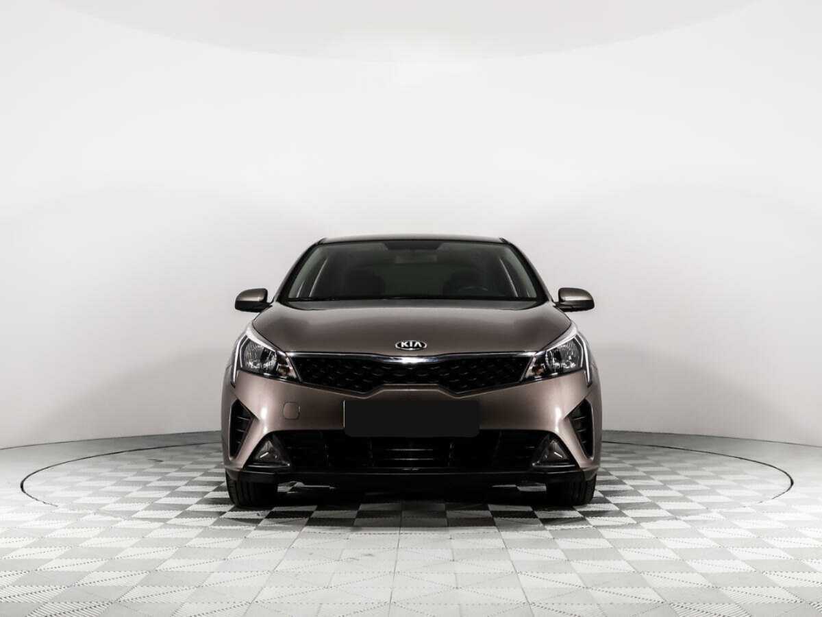 Kia Rio с пробегом — 2020 год. Фото: #1