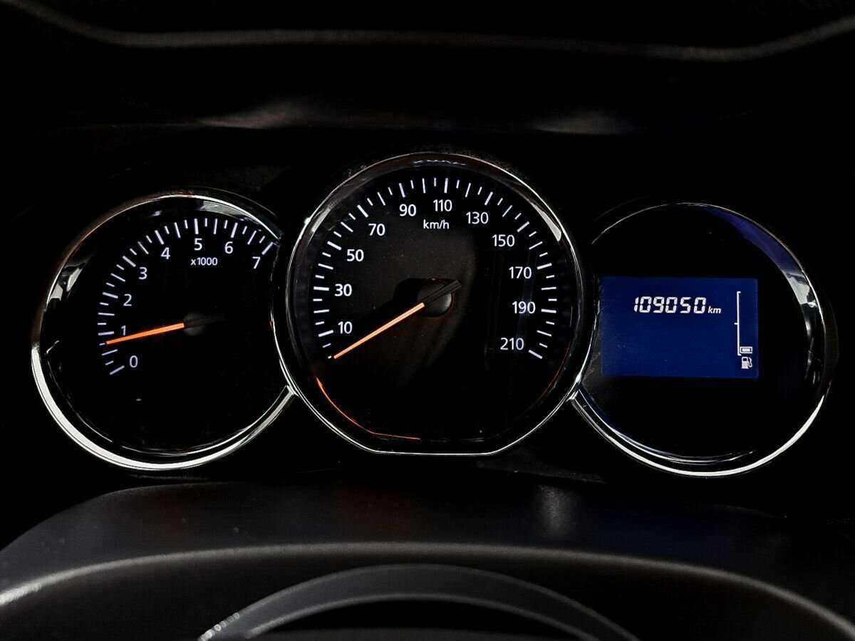 Renault Duster с пробегом — 2016 год. Фото: #9