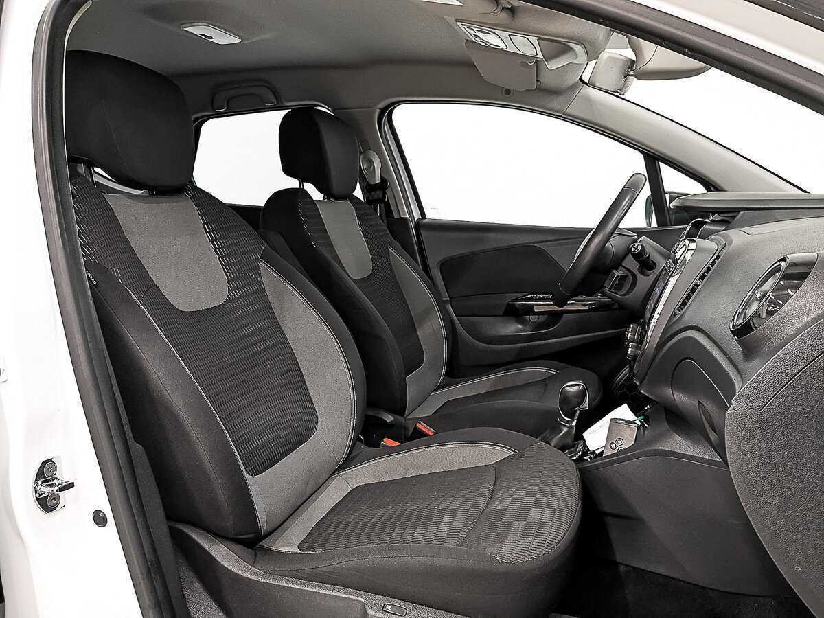 Renault Kaptur с пробегом — 2017 год. Фото: #21