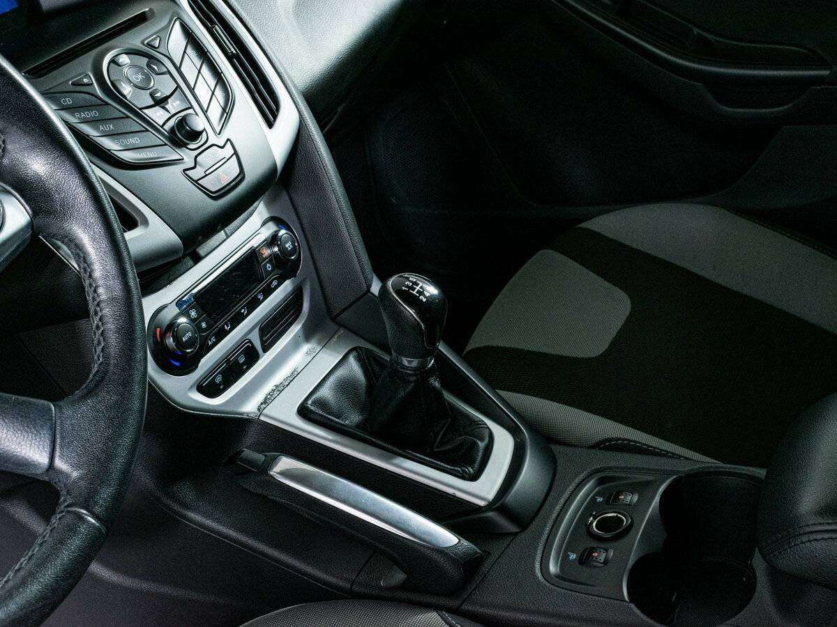 Ford Focus с пробегом — 2012 год. Фото: #14