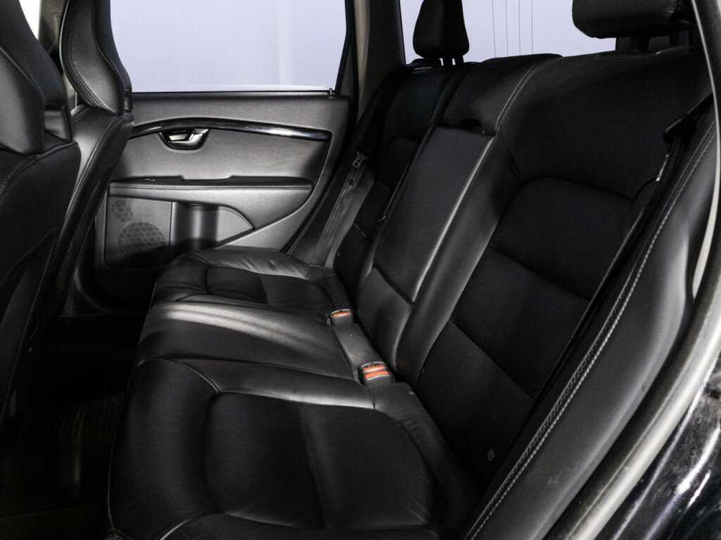 Volvo XC70 с пробегом — 2015 год. Фото: #9