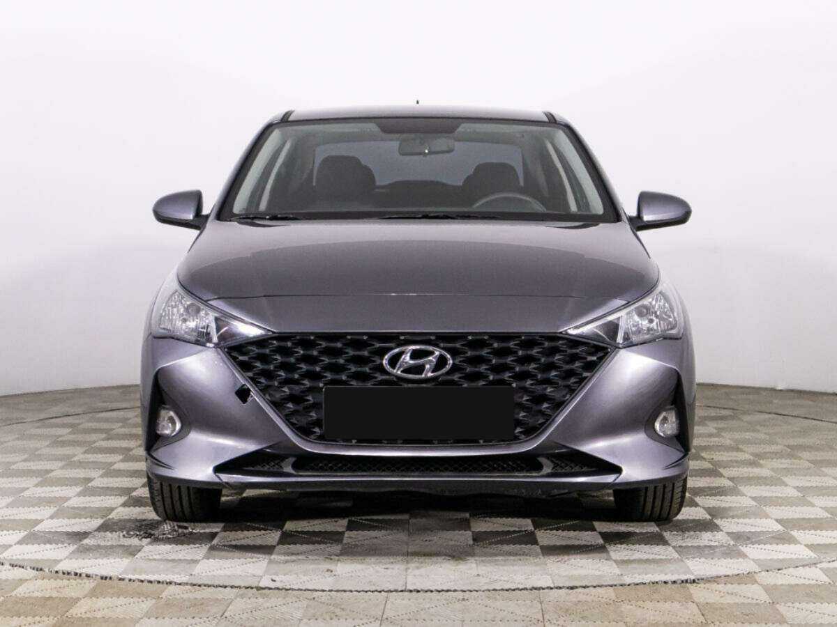 Hyundai Solaris с пробегом — 2021 год. Фото: #1
