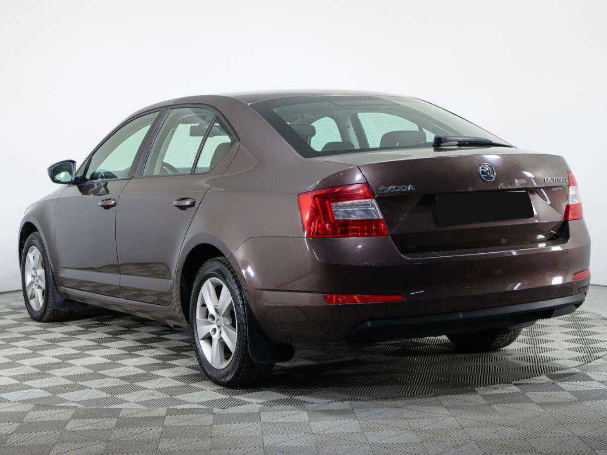 Skoda Octavia с пробегом — 2013 год. Фото: #6