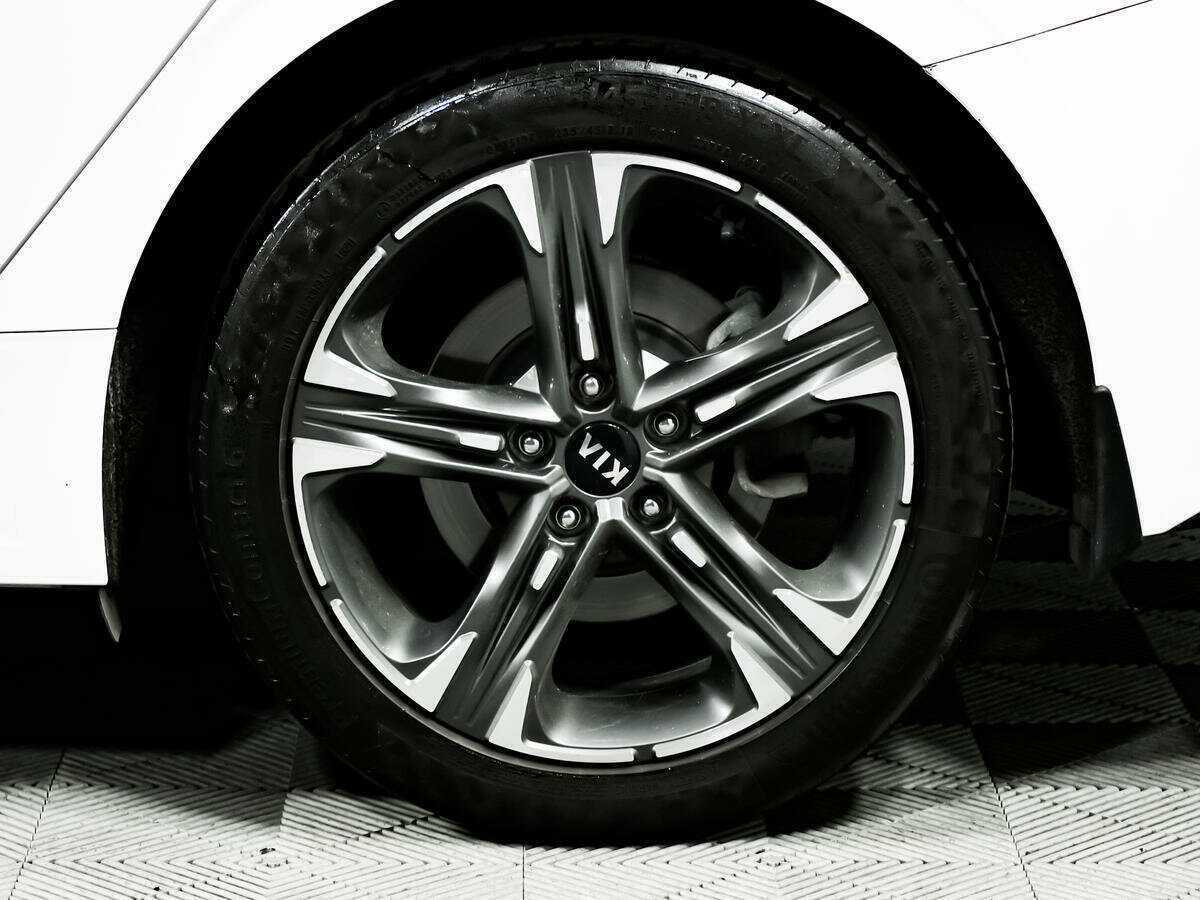 Kia K5 с пробегом — 2021 год. Фото: #13