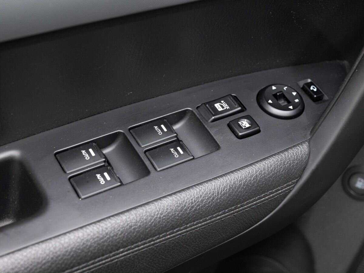 Kia Sorento с пробегом — 2014 год. Фото: #19