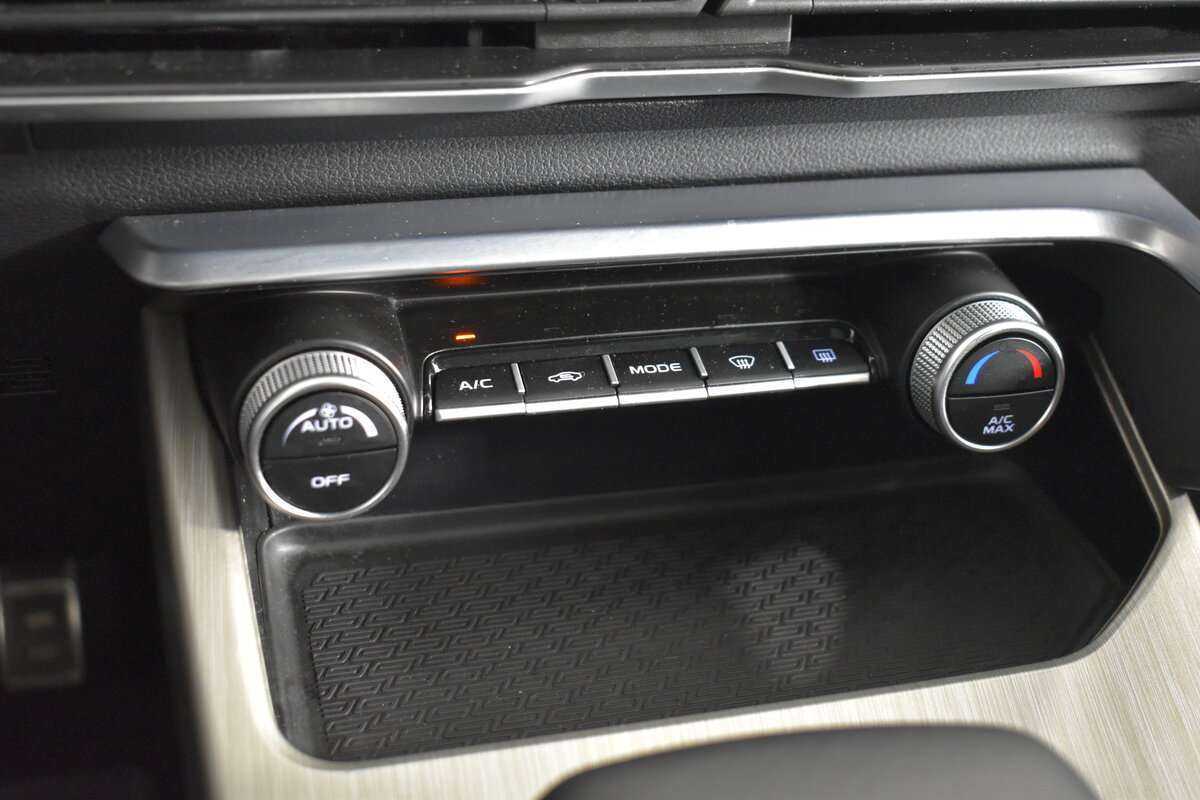 Geely Coolray с пробегом — 2023 год. Фото: #18