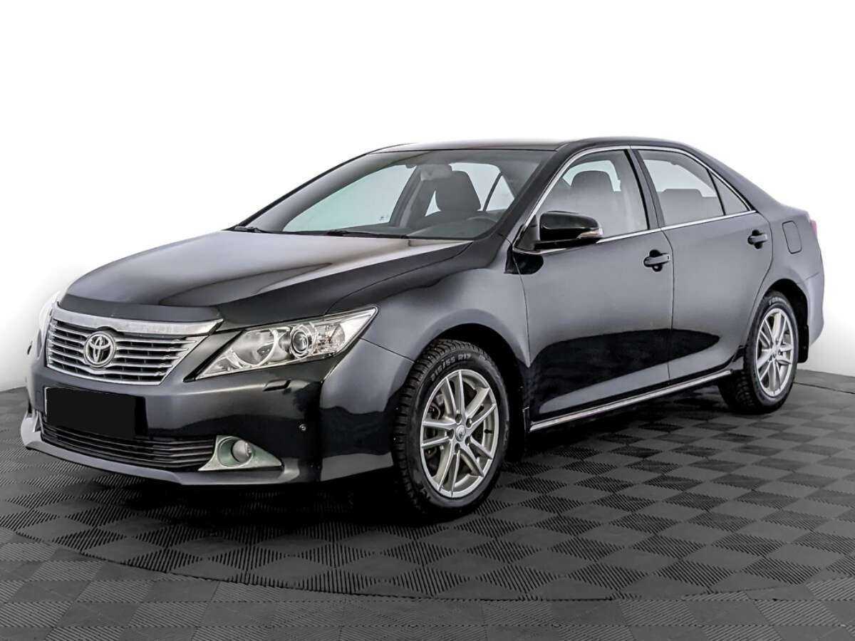 Toyota Camry с пробегом — 2013 год. Посмотреть фото