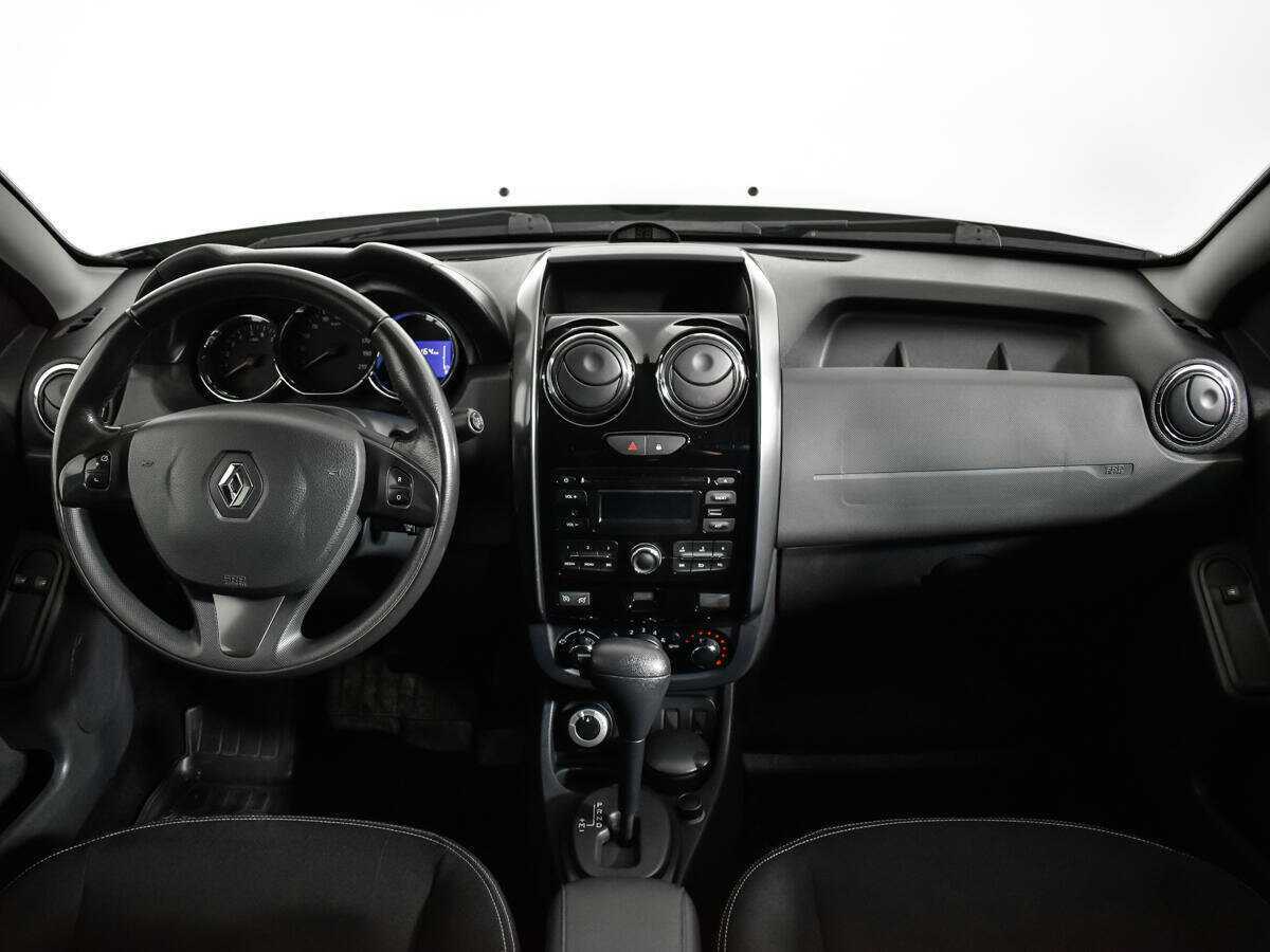 Renault Duster с пробегом — 2016 год. Фото: #11