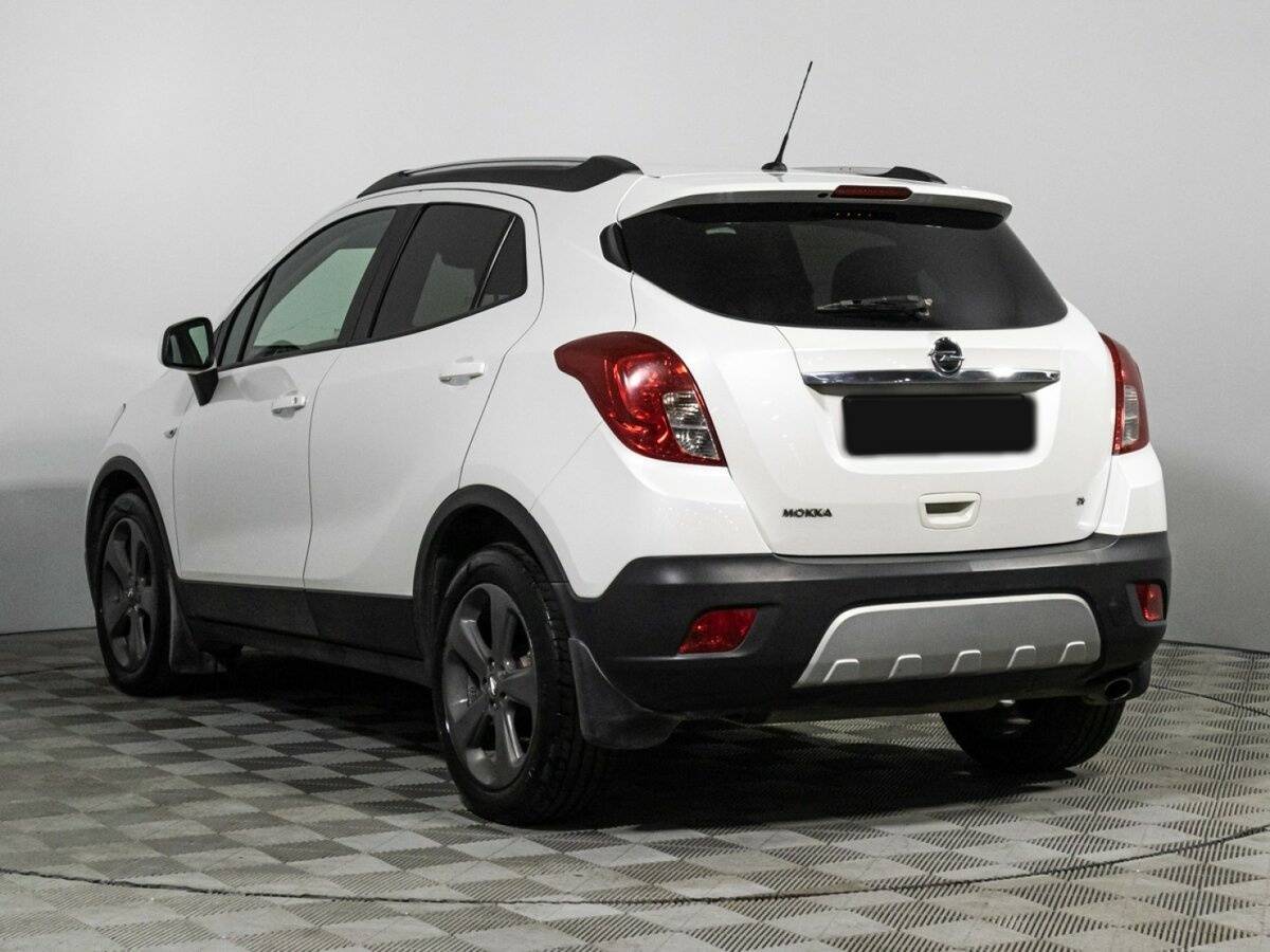 Opel Mokka с пробегом — 2012 год. Фото: #6