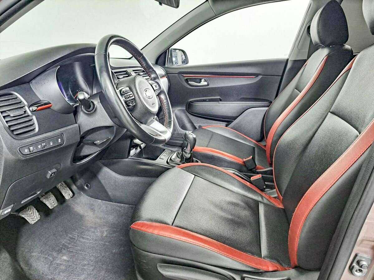 Kia Rio с пробегом — 2020 год. Фото: #13