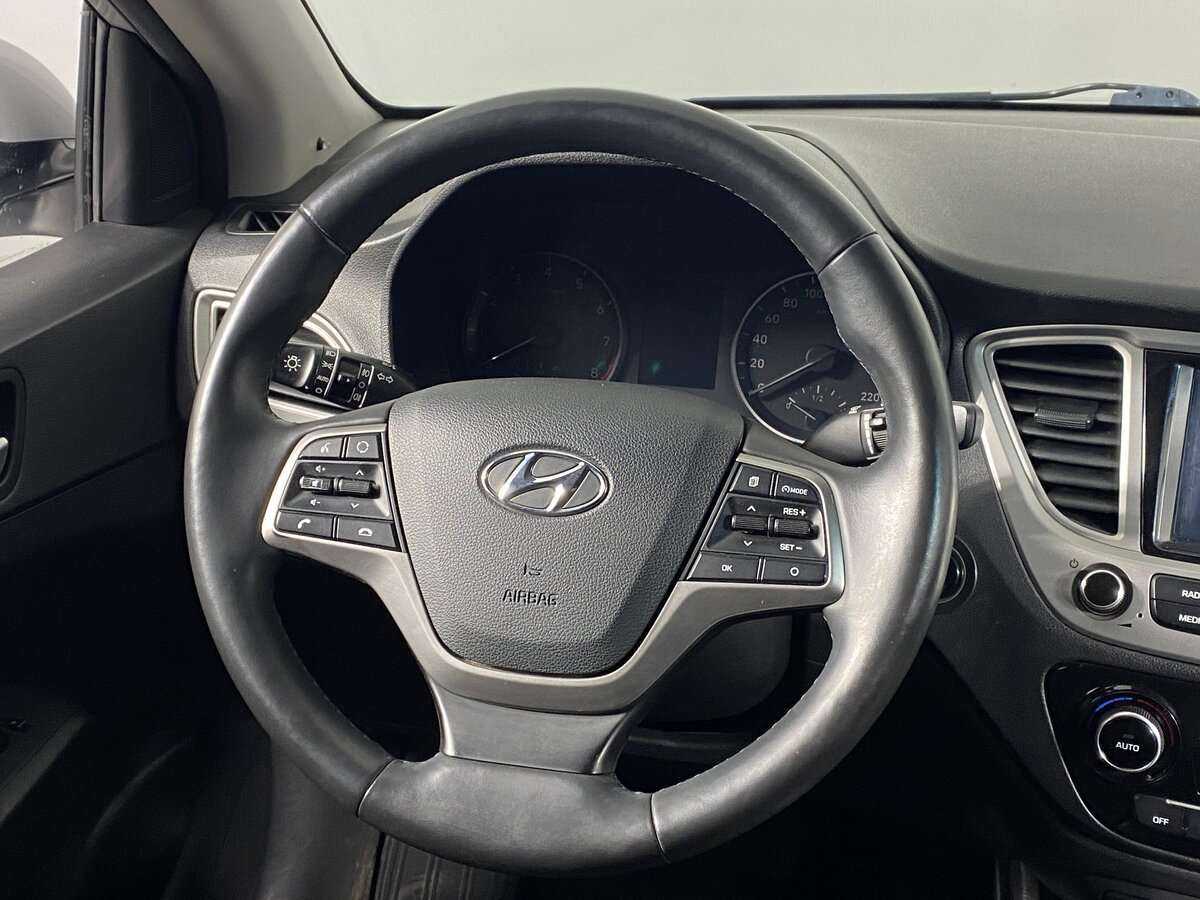 Hyundai Solaris с пробегом — 2019 год. Фото: #10