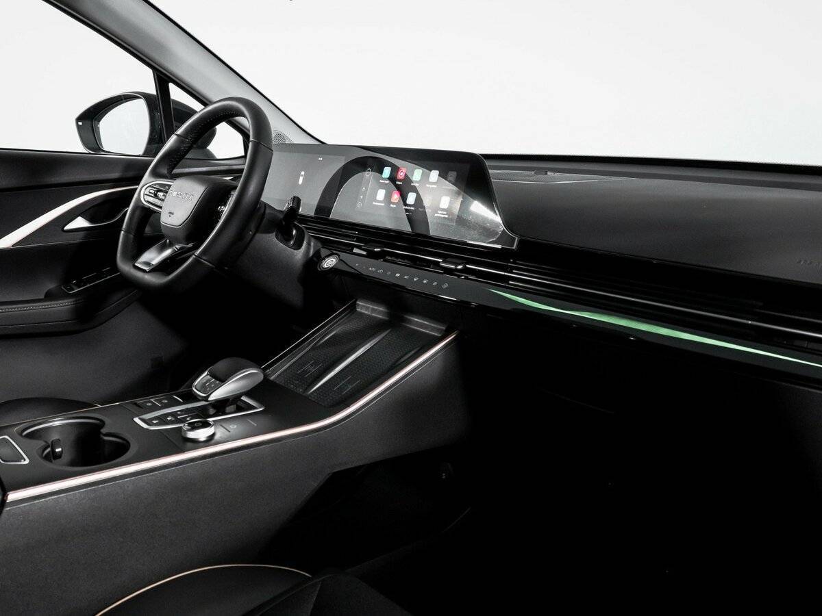 OMODA C5 с пробегом — 2023 год. Фото: #8