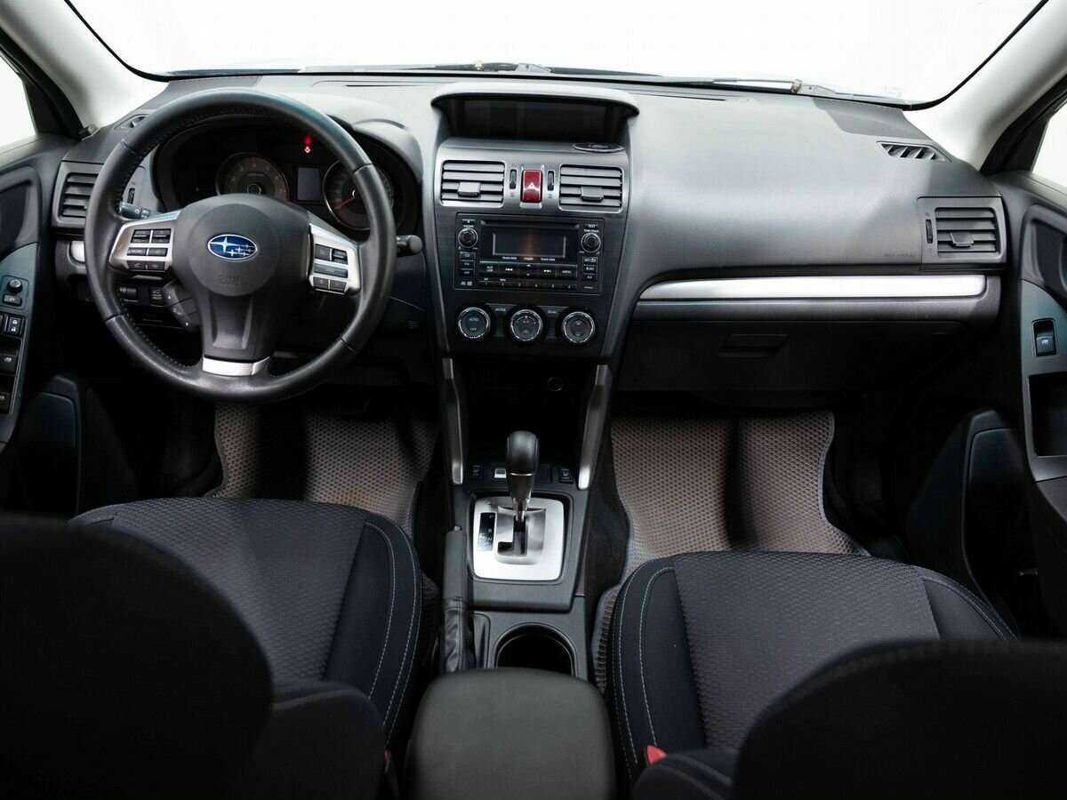 Subaru Forester с пробегом — 2014 год. Фото: #11