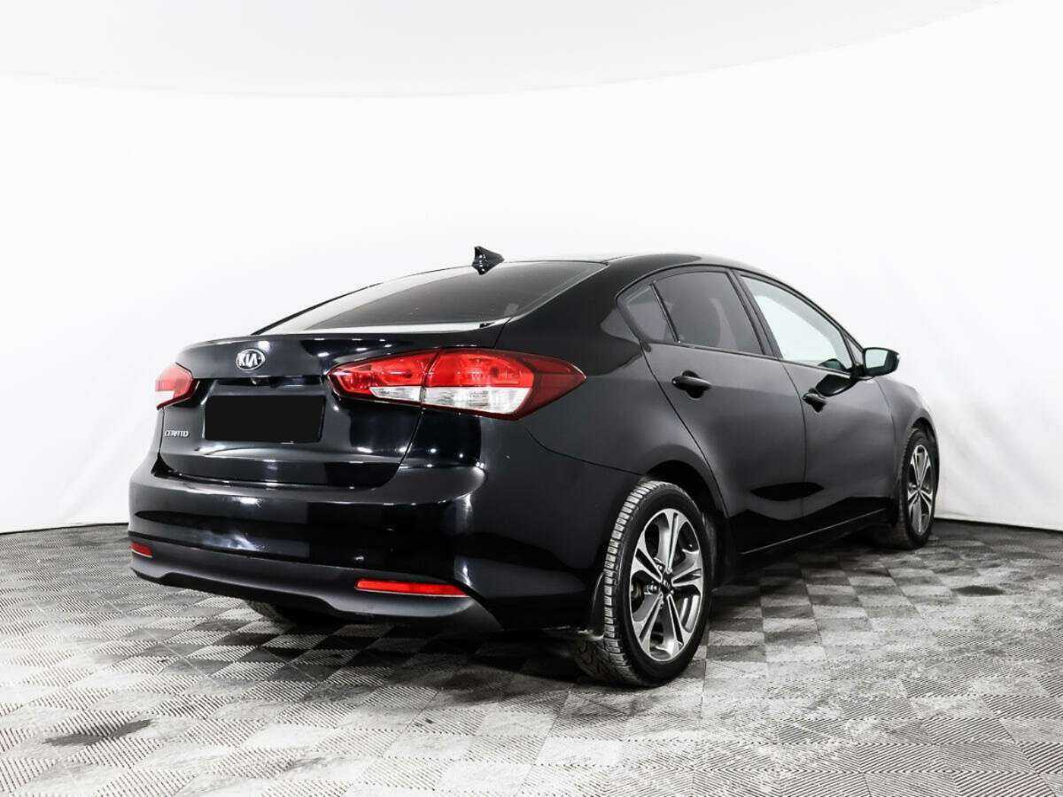 Kia Cerato с пробегом — 2017 год. Фото: #4