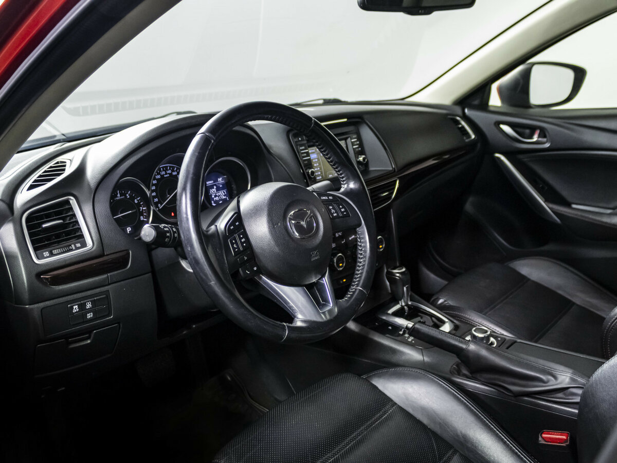 Mazda 6 с пробегом — 2014 год. Фото: #8