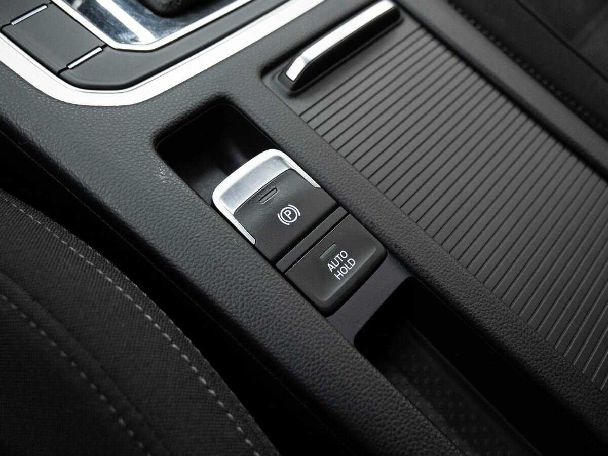 Volkswagen Passat с пробегом — 2018 год. Фото: #16