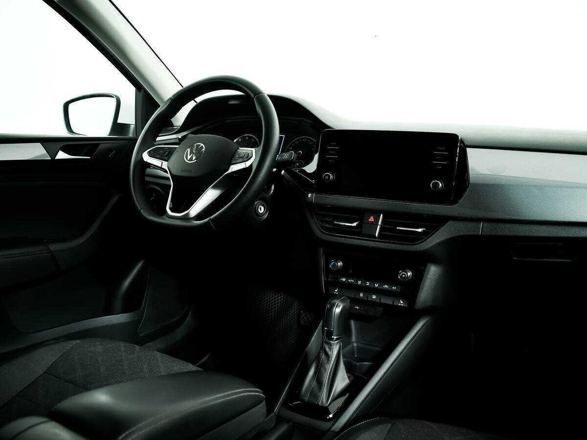 Volkswagen Polo с пробегом — 2021 год. Фото: #8