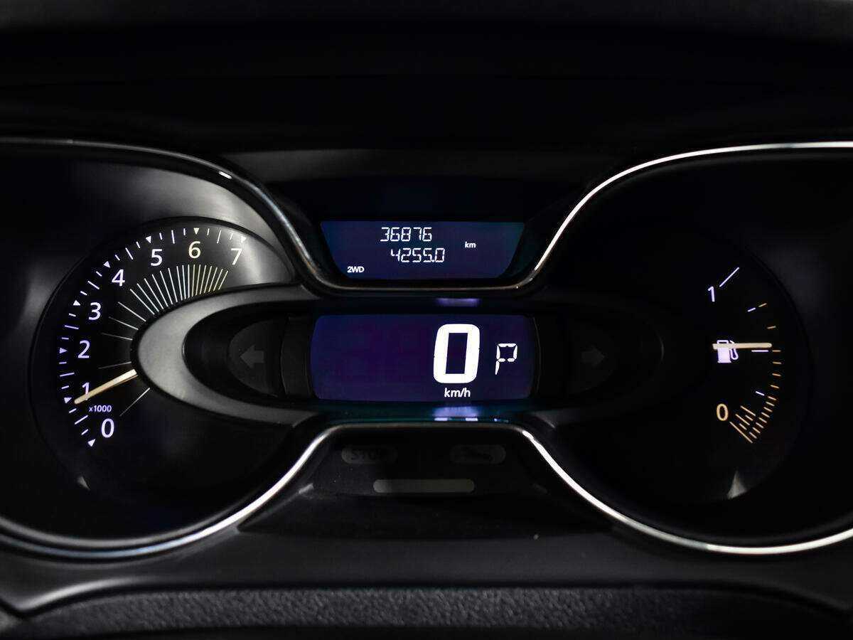 Renault Kaptur с пробегом — 2016 год. Фото: #10