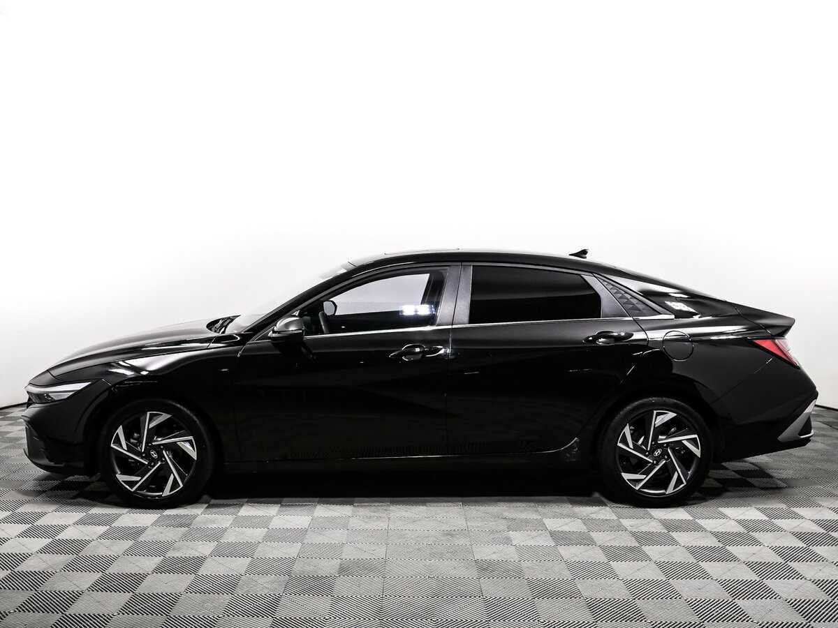 Hyundai Elantra с пробегом — 2024 год. Фото: #7