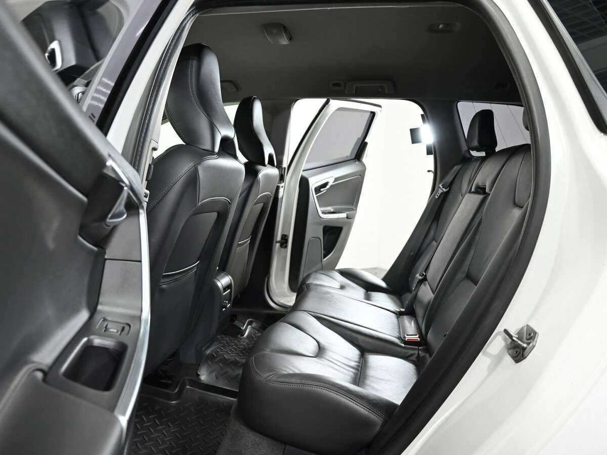 Volvo XC60 с пробегом — 2014 год. Фото: #12