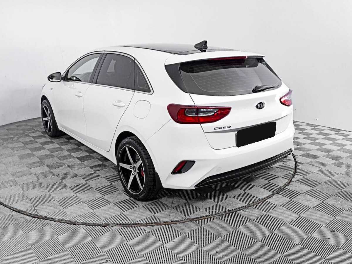 Kia Ceed с пробегом — 2018 год. Фото: #6