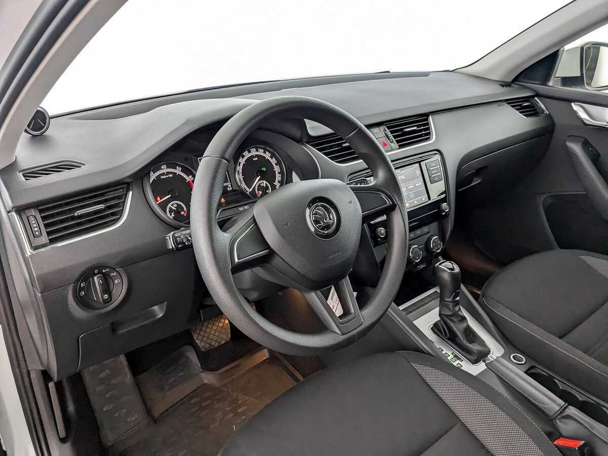 Skoda Octavia с пробегом — 2019 год. Фото: #15