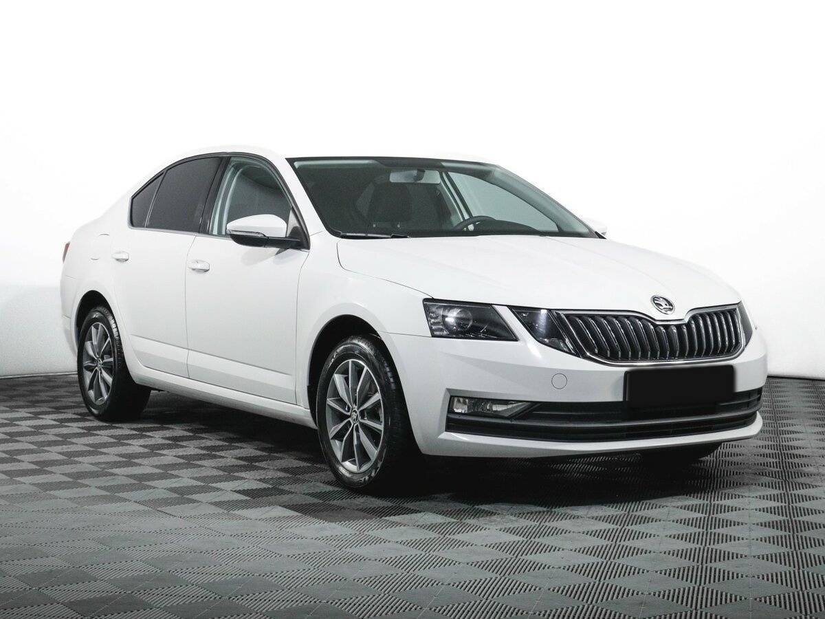 Skoda Octavia с пробегом — 2023 год. Фото: #2